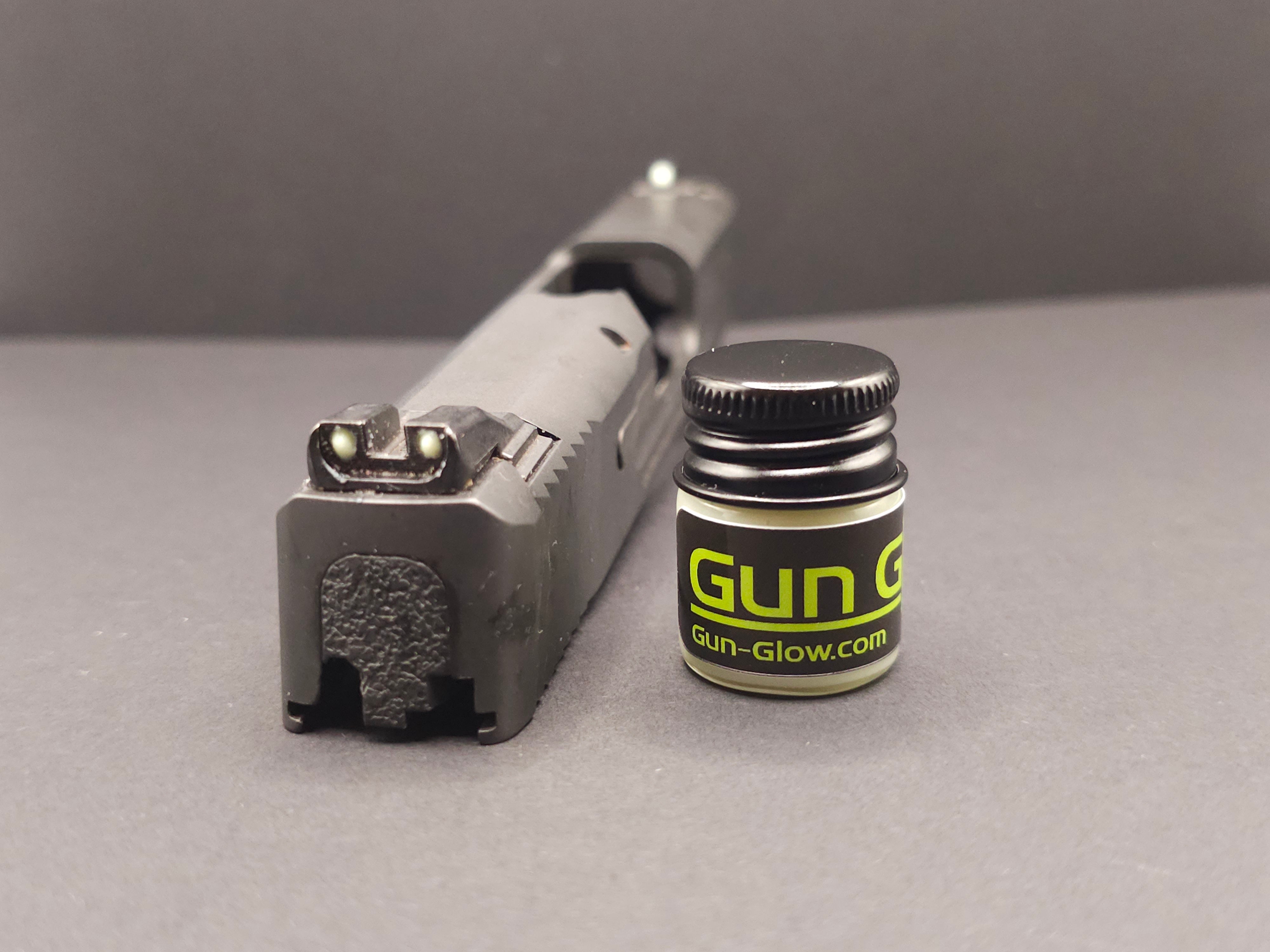 Gun sights without glow